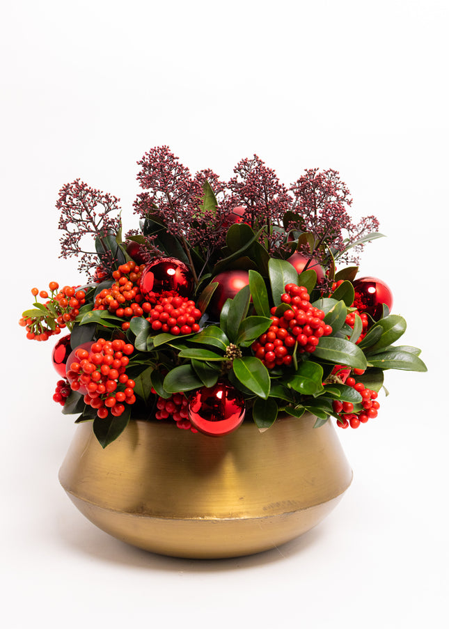 Aranjament Lux FloraArt cu Skimmia în Vas de Cupru