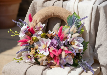Coroniță Florală Handmade „Boho-Chic Dream” – Aranjament cu Iută, Flori Exotice și Accente de Lavandă