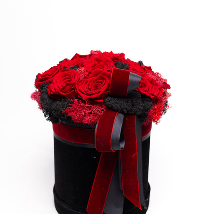 Aranjament 15 Trandafiri Criogenați Roșii, Cutie Catifea