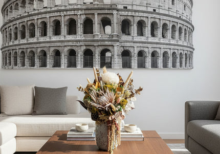 Aranjament Floral „Autumn Majesty” în Vază Ceramică Texturată – Compoziție Premium cu Protea King, Banksia și Accente Aurii