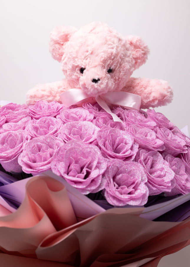 Buchet de Lux „Amethyst Bear Hug” cu Trandafiri Sclipitori