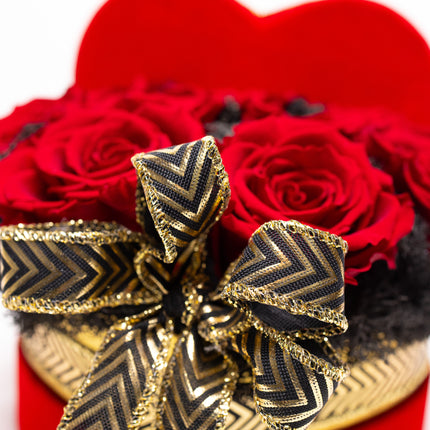 Aranjament Inimă Lux 9 Trandafiri Criogenați Roșii