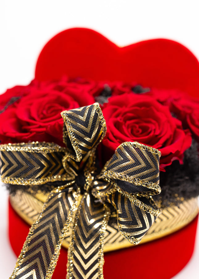 Aranjament Inimă Lux 9 Trandafiri Criogenați Roșii