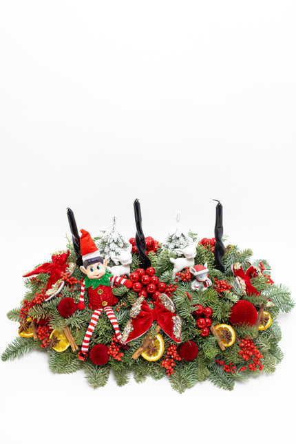 Aranjament Festiv de Masă „The Elf’s Christmas Banquet”