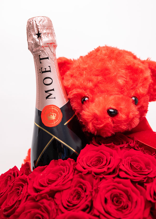 Aranjament de Lux „Eternal Crimson” cu Moët și Catifea