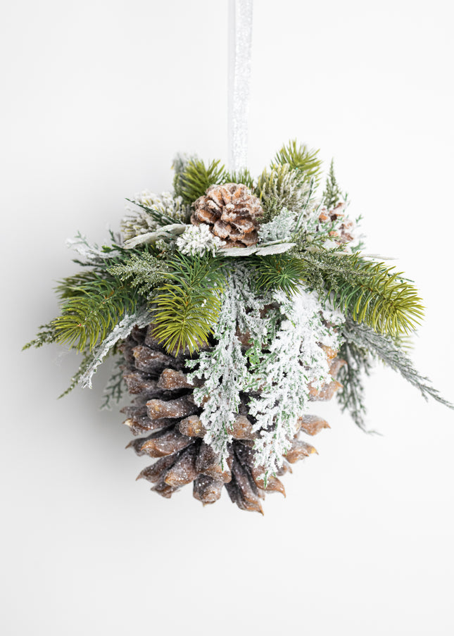 Ornament de Crăciun Premium „Snowy Giant Pinecone”