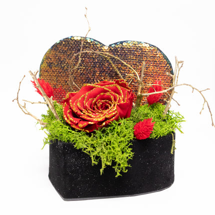 Aranjament Inimă Paiete & Catifea, Trandafir Criogenat Roșu cu Aur