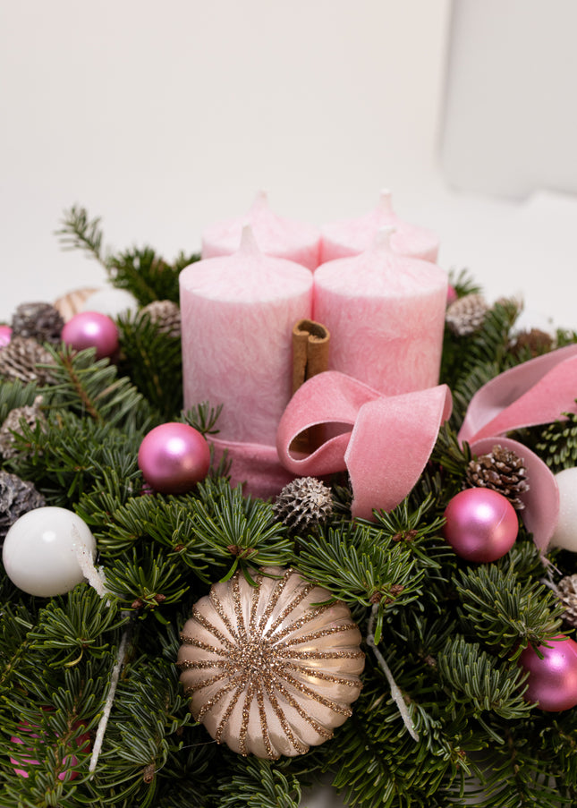 Aranjament Crăciun Advent "Pink Velvet" din brad Nobilis