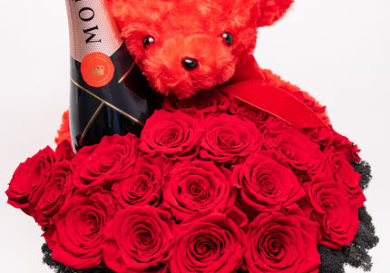 Aranjament de Lux „Eternal Crimson” cu Moët și Catifea
