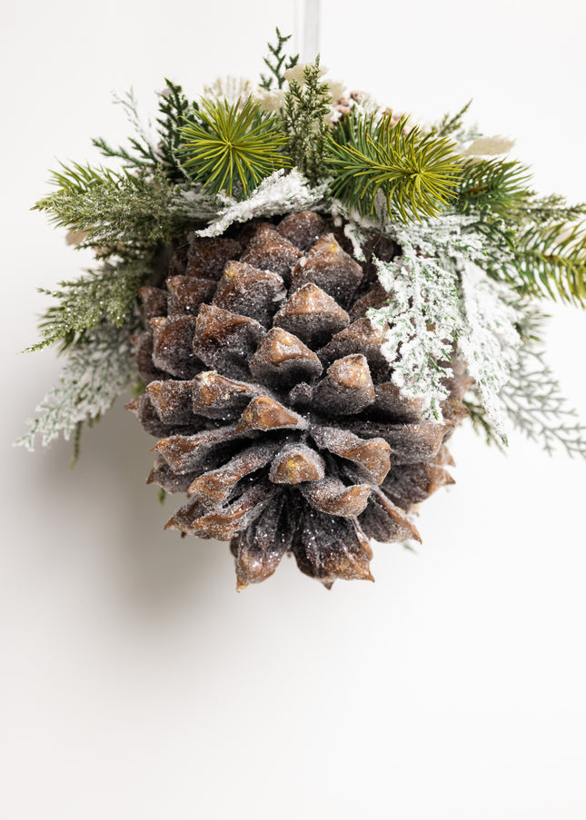 Ornament de Crăciun Premium „Snowy Giant Pinecone”