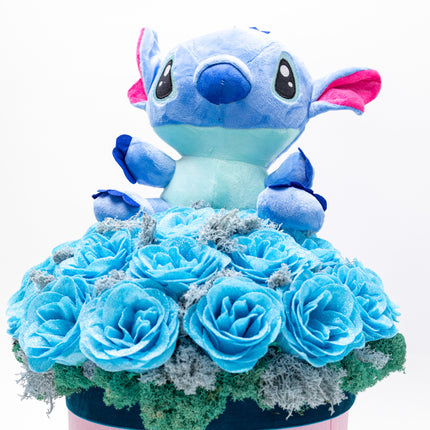 Aranjament 23 Trandafiri Imperiali Săpun (Glitter) & Pluș Stitch