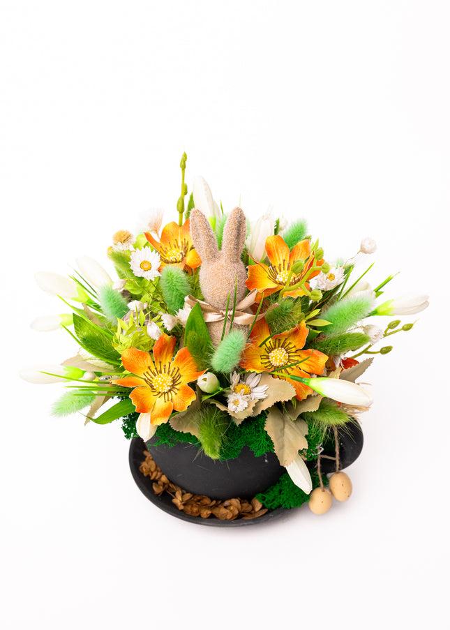 Aranjament de Paște „Sunny Bunny Pot” – decor floral cu iepuraș și accente naturale