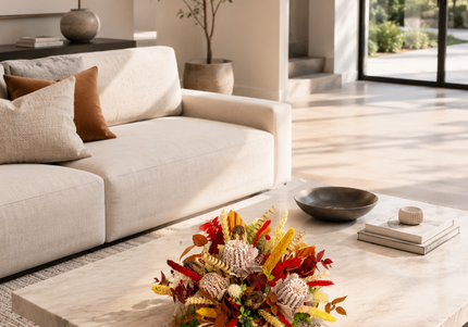 Aranjament floral „Rustic Glow” – compoziție în tonuri calde de toamnă