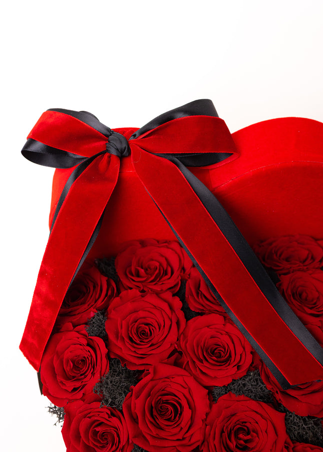 Aranjament Inimă Lux 21 Trandafiri Criogenați Roșii