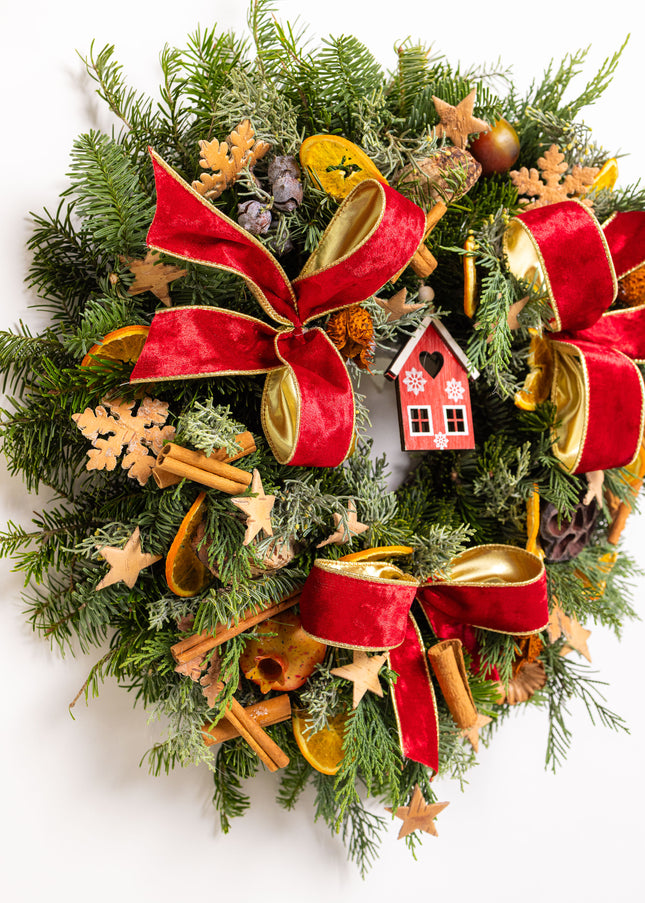 Coroniță Crăciun "Artisan Red Cabin" Mix Brad Natural