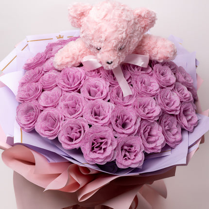 Buchet de Lux „Amethyst Bear Hug” cu Trandafiri Sclipitori
