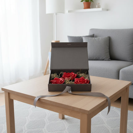 Aranjament de Lux "Red Saphir Heritage" cu Trandafiri Metalici