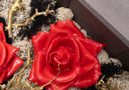 Aranjament de Lux "Red Saphir Heritage" cu Trandafiri Metalici
