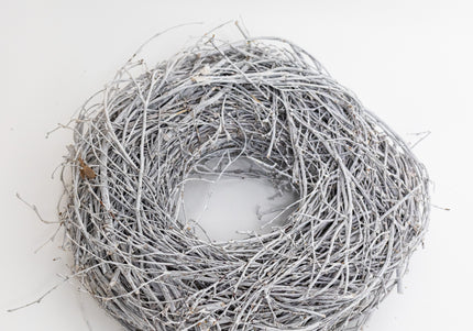 Coroniță din Răchită Vopsită Gri Silver – Bază Aranjament Floral Rustic-Modern