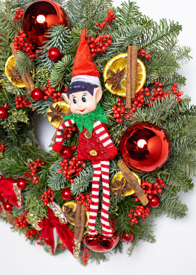 Coroniță de Crăciun Artizanală „The Elf’s Festive Welcome”