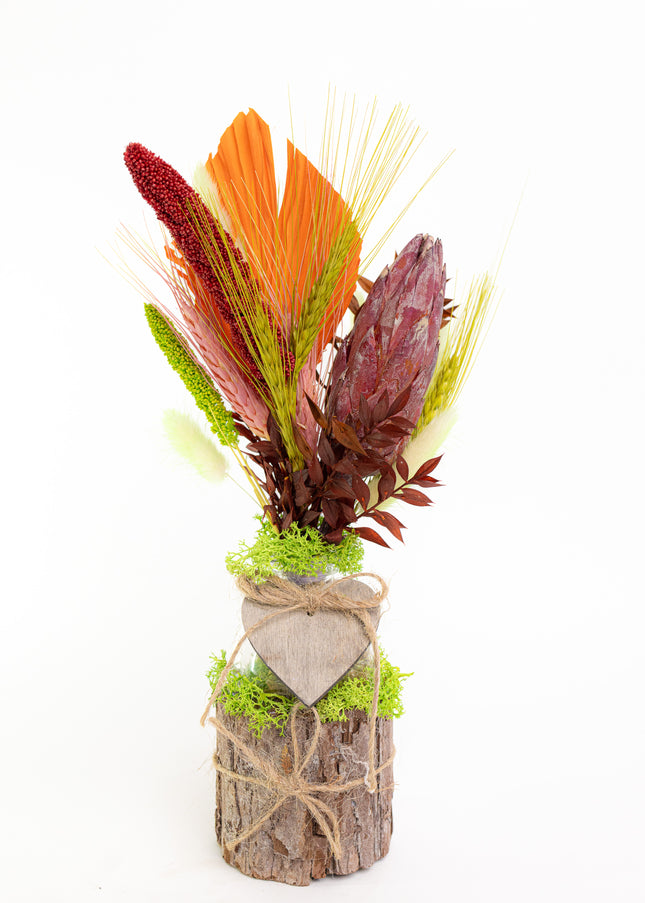 Aranjament Floral „Amber Heart” în Bază de Scoarță Naturală – Decor Handmade cu Protea Bordo, Palmier Portocaliu și Spice de Grâu