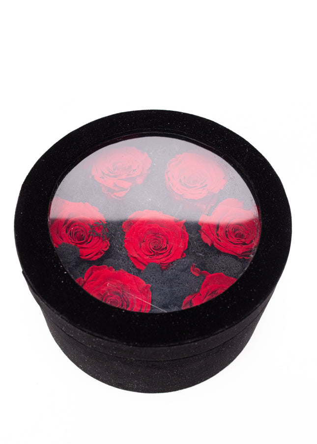 Aranjament Lux 5 Trandafiri Criogenați Roșii, Cutie Catifea Neagră