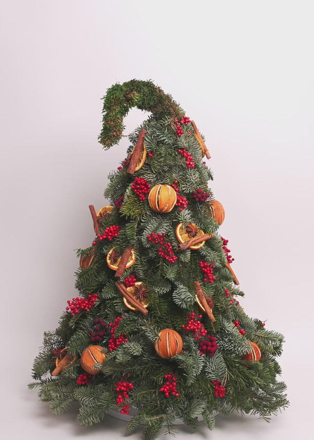 Brad de Crăciun Artizanal „Whimsical Grinch Fir”