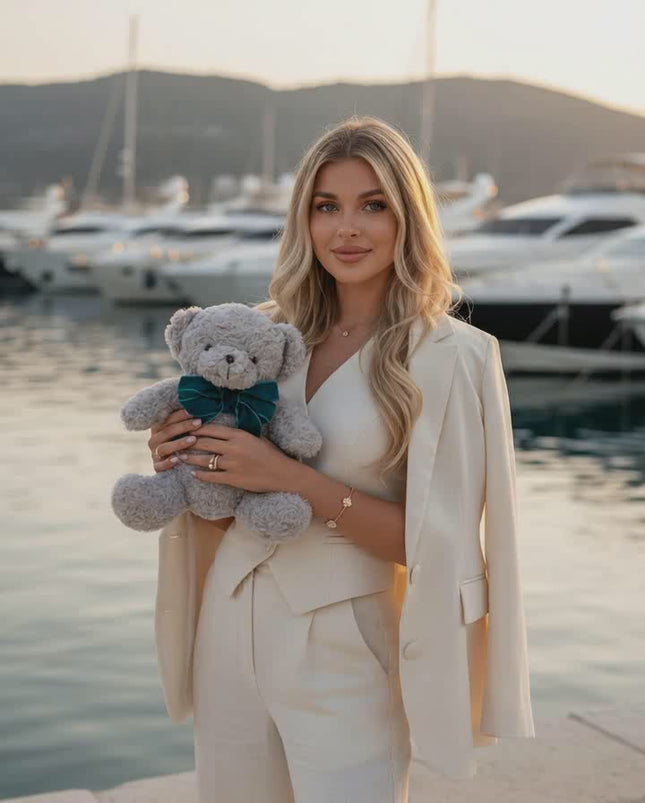 Jucărie de Lux „Silver Mist Hug” – Ediție Boutique 30 cm