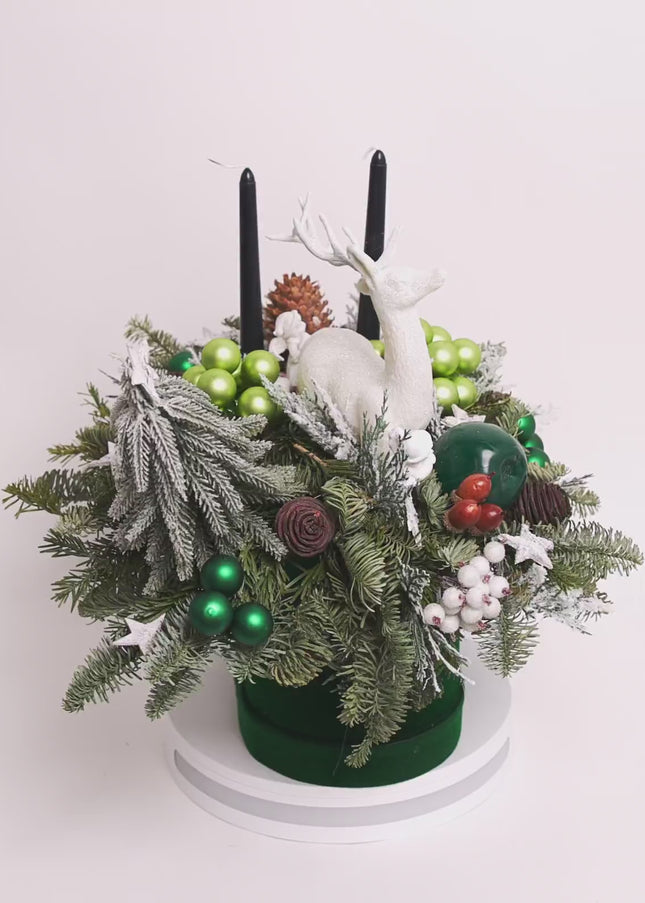 Aranjament Festiv „Emerald Forest & White Deer”