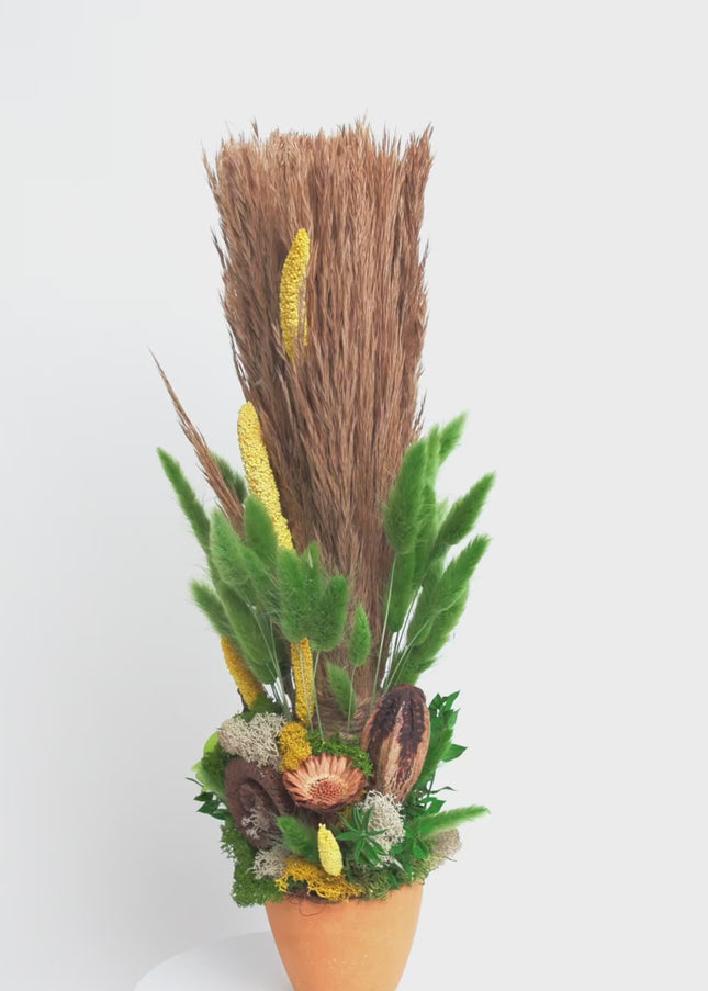 Aranjament Floral „Golden Harvest & Meadow Green