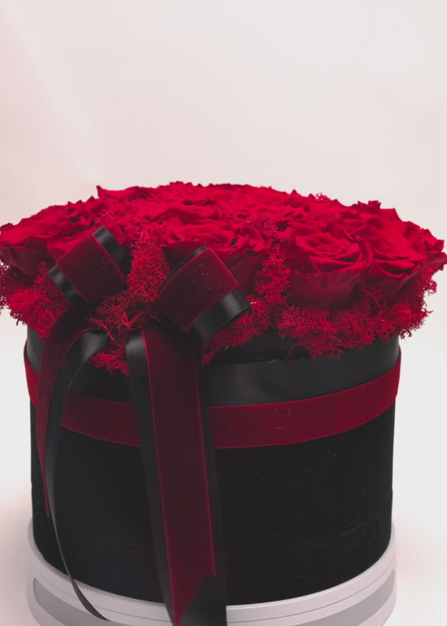 Aranjament Inimă Lux 25 Trandafiri Criogenați Roșii