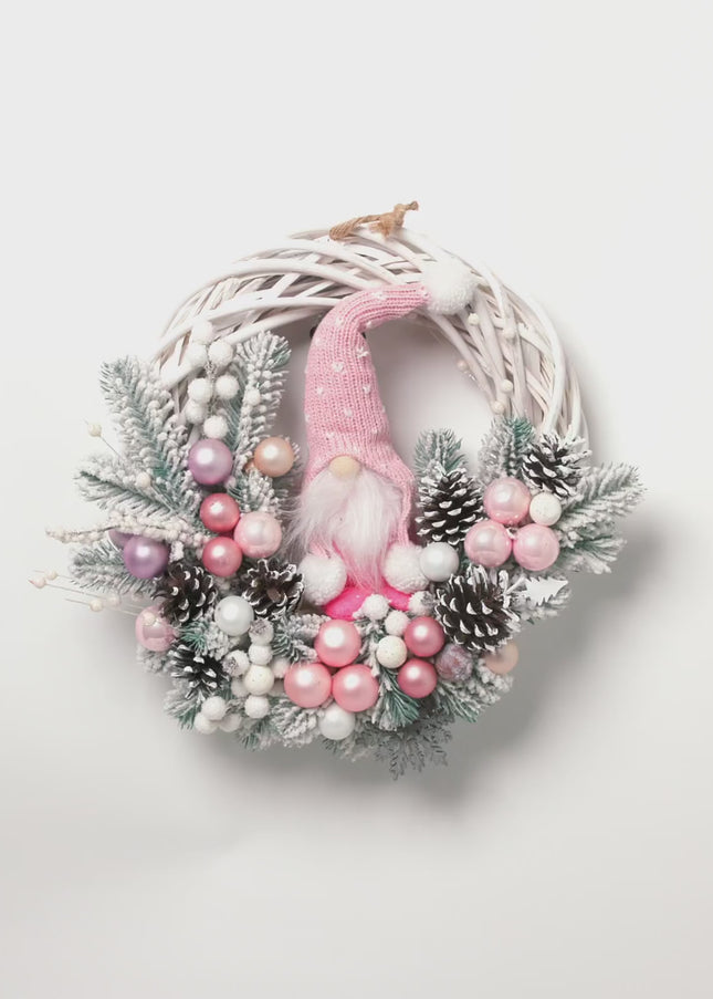 Coroniță Crăciun "Pink Gnom" pe Lemn Natural Împletit