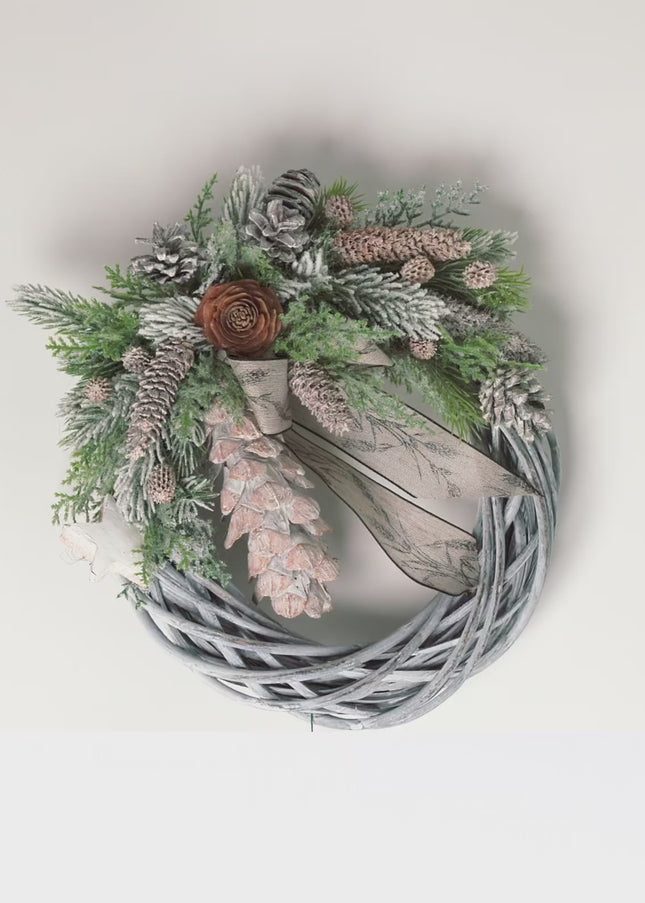 Coroniță Crăciun "Silver Woodland" pe Lemn Împletit Gri