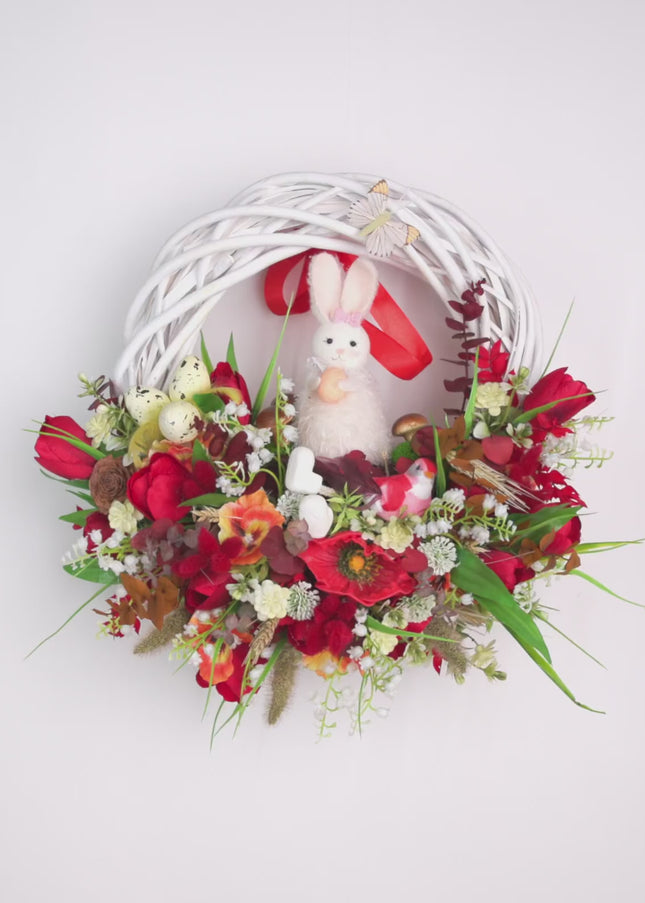 Coroniță florală de Paște „Easter Nest” – decor festiv cu iepuraș, flori și accente naturale