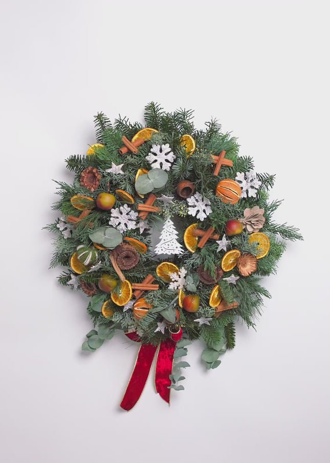 Coroniță Crăciun "Whimsical Forest" din Mix de Brad