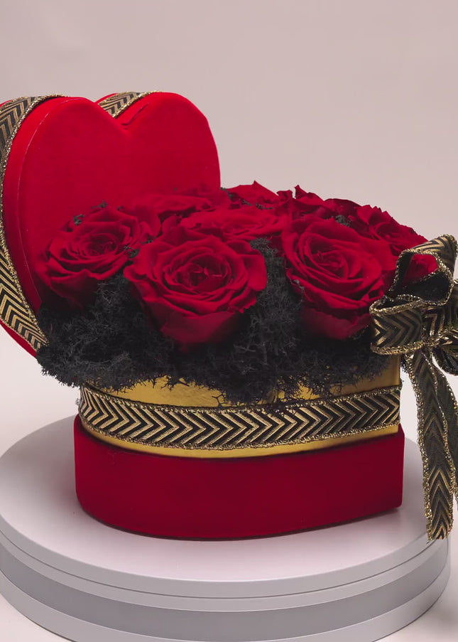 Aranjament Inimă Lux 9 Trandafiri Criogenați Roșii