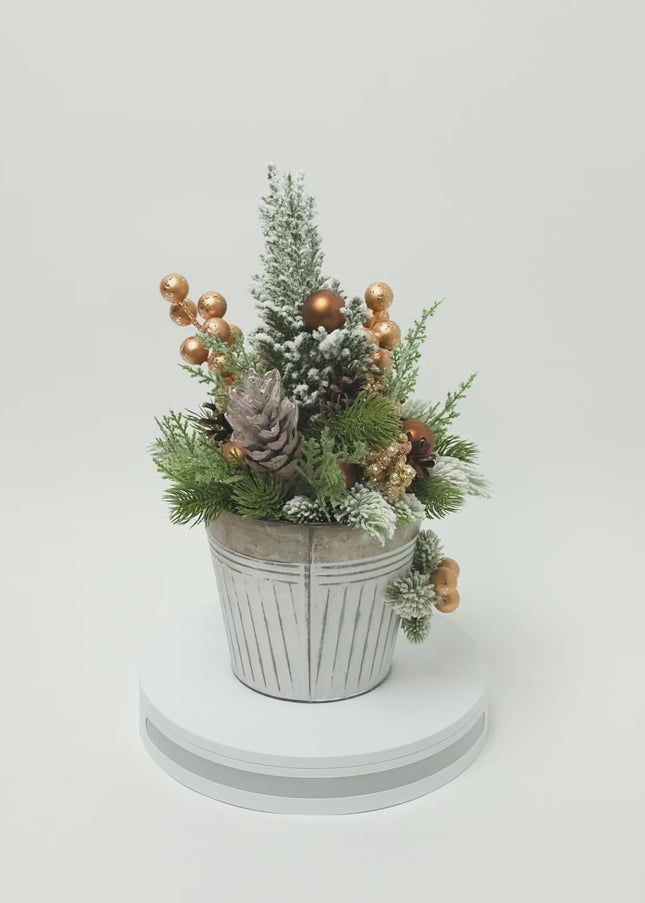 Brad Natural Decorat la Ghiveci "Golden Frost"