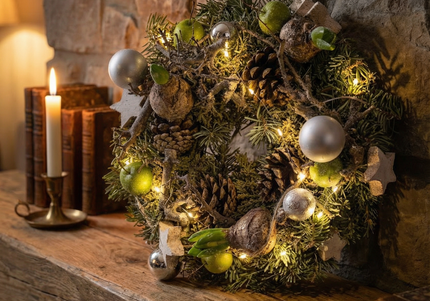 Coroniță de Crăciun Artizanală „Silver Frost & Natural Bark”