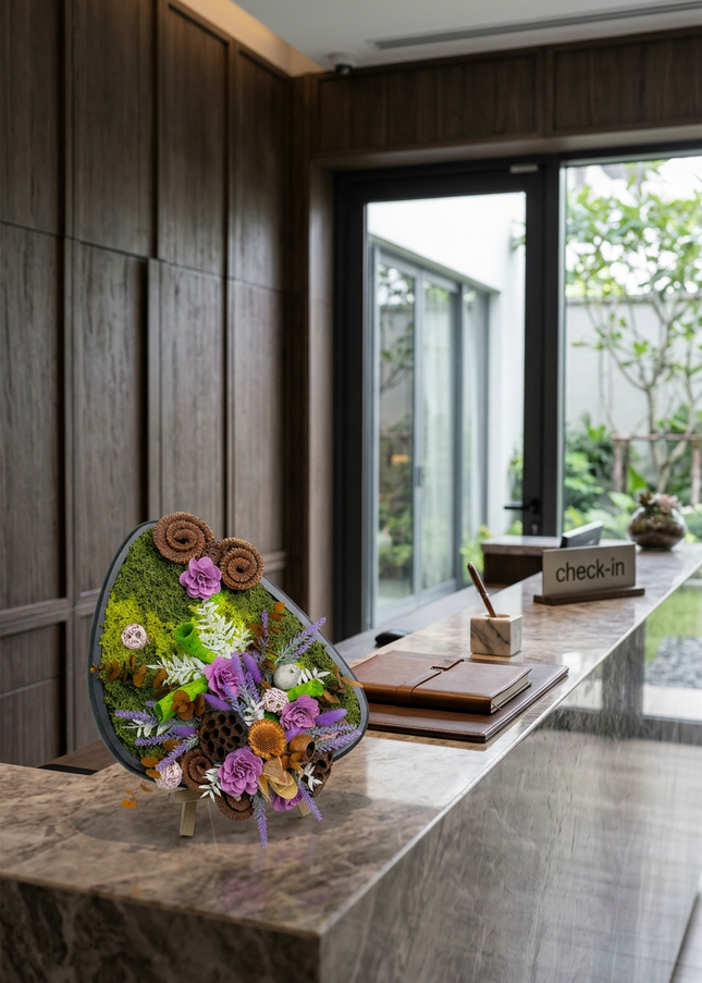 Tablou decorativ „Lavender Woods” – compoziție în tonuri de mov și verde