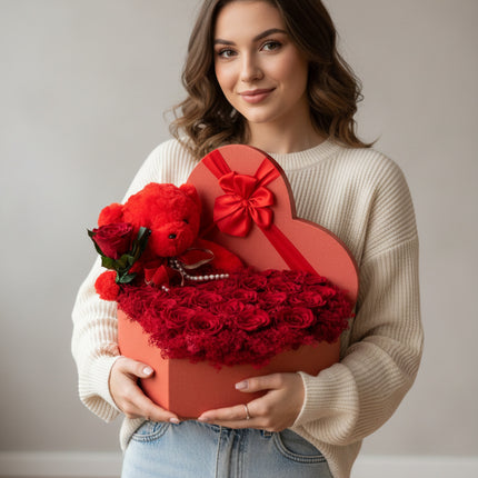 Aranjament Inimă Lux 27 Trandafiri Criogenați Roșii & Ursulet
