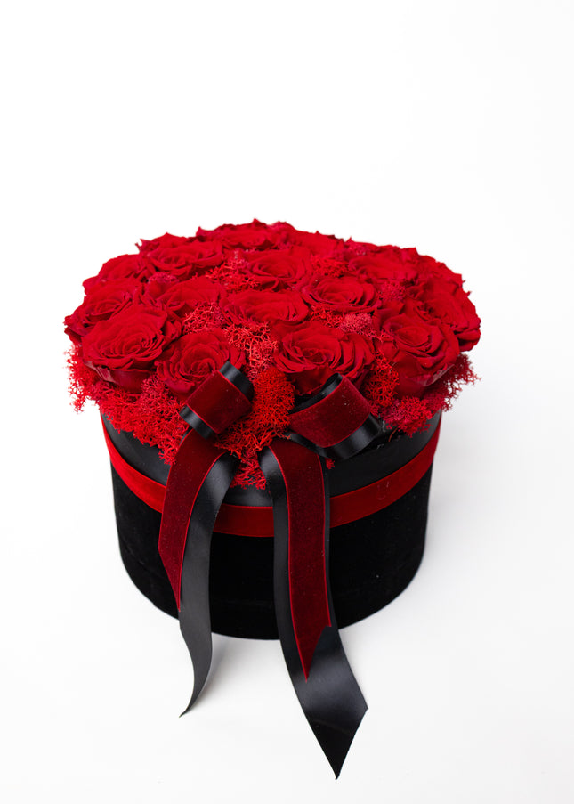 Aranjament Inimă Lux 25 Trandafiri Criogenați Roșii