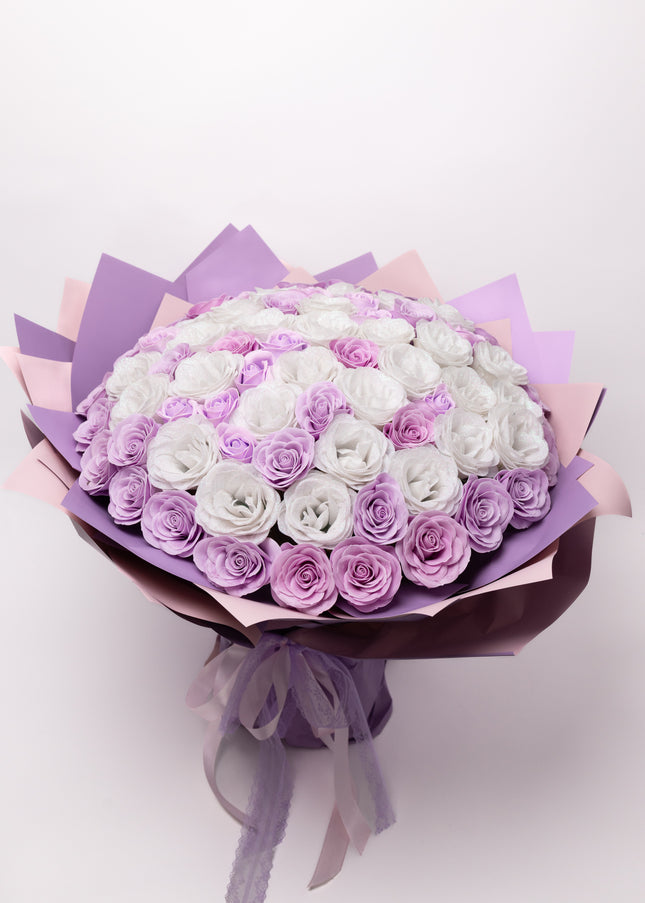 Buchet de Lux „Lavender Diamond Bouquet” cu 101 Trandafiri Imperiali