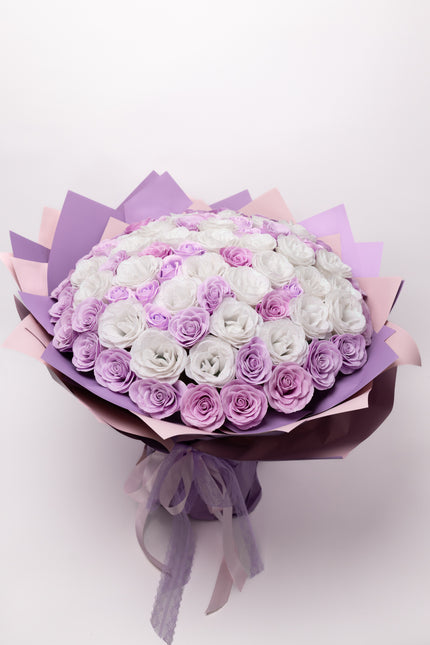 Buchet de Lux „Lavender Diamond Bouquet” cu 101 Trandafiri Imperiali