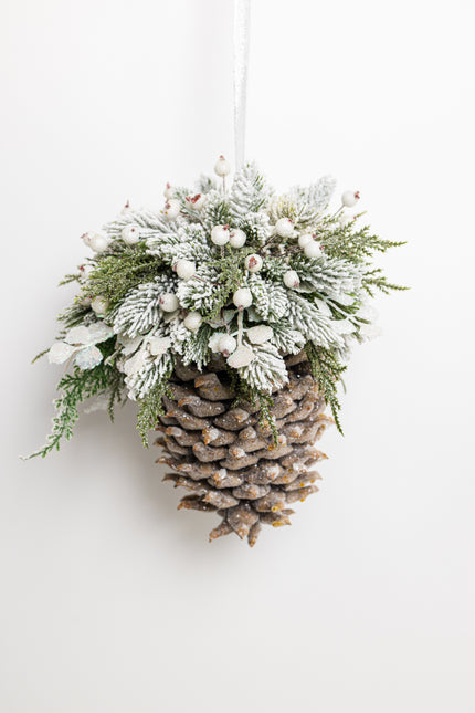 Ornament de Crăciun Premium „Frosty White Pinecone”