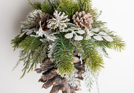 Ornament de Crăciun Premium „Snowy Giant Pinecone”