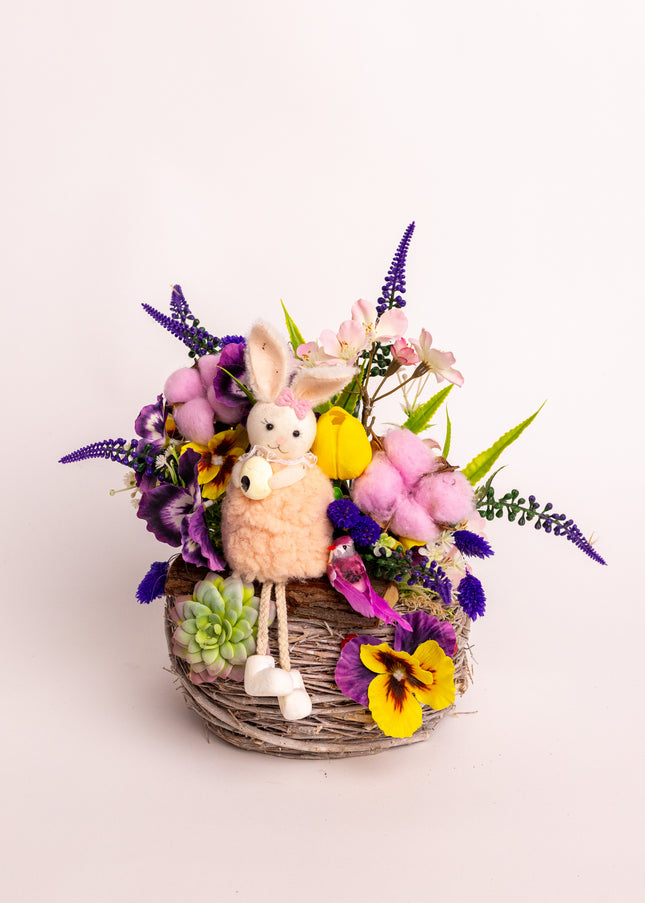 Aranjament floral de Paște „Easter Blossom” – delicat și plin de culoare