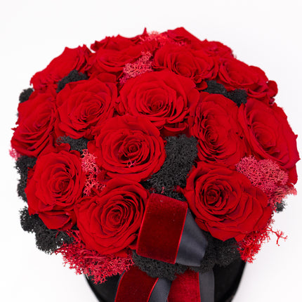 Aranjament 15 Trandafiri Criogenați Roșii, Cutie Catifea