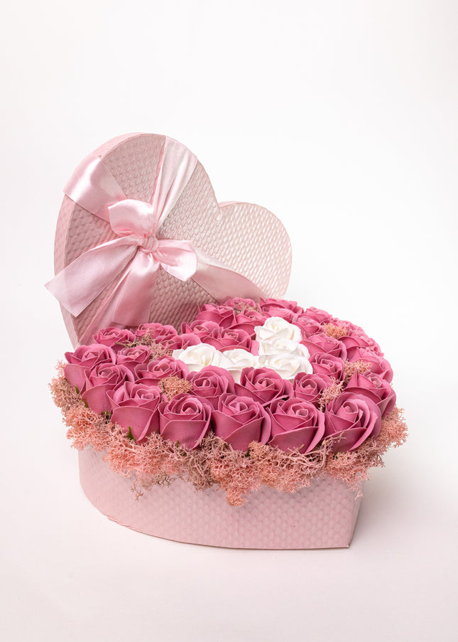 Aranjament Inimă Lux Trandafiri Săpun Roz-Alb
