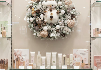 Coroniță Gigantică "Snowy Frosty" cu Brad Artificial 4D