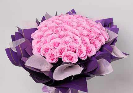 Buchet Gigant "Orchid Symphony" cu 79 Trandafiri Roz și Mov